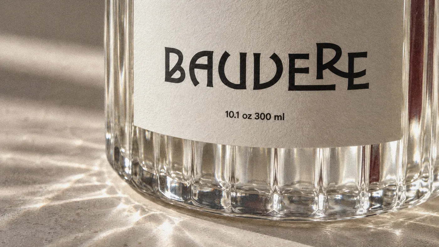 Le logotype Bauvere sur l’étiquette d’un flacon